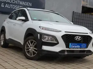 Hyundai KONA Select 2WD