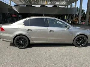 Volkswagen Passat Highline Bild 4