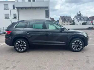 Skoda Kodiaq 2.0 TDI Drive 125 4x4 AHK/7SITZE/STANDH. Bild 4