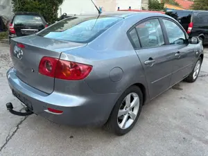 Mazda 3 1.6 Exclusive*Automatikgetriebe*Klimaautomatik Bild 3