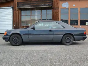 Mercedes-Benz CE 300 1989 | Mercedes-Benz 300 CE Lederausstattung