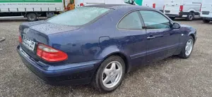 Mercedes-Benz CLK 320 ELEGANCE Bild 5