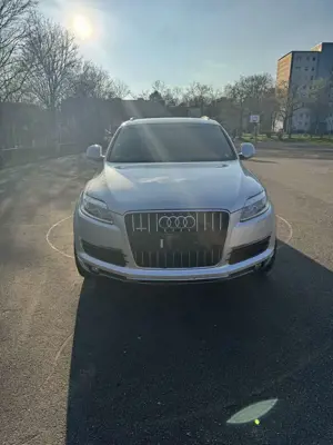 Audi Q7 3.0 TDI DPF quattro tiptronic