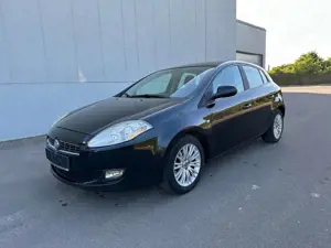 Fiat Bravo 1.4 16V Dynamic *1 Hand*8x Bereift*