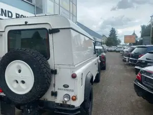 Land Rover Defender 110 E Hard Top Bild 2