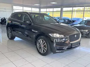 Jaguar F-Pace Prestige AWD+Panorama+Kamera+Leder+AHK