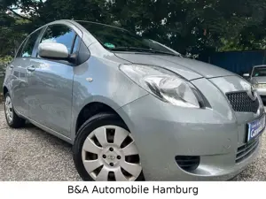 Toyota Yaris Sol 2 Hand+Tüv/Au Neu+Scheckheft