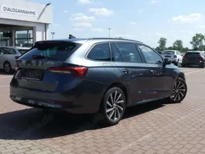 Skoda Octavia Combi Ambition iV Bild 4