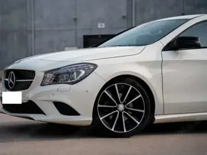 Mercedes-Benz CLA 200 CLA 200 7G-DCT Urban Bild 5