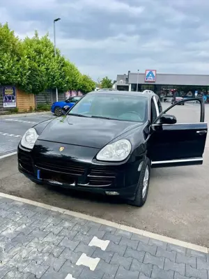 Porsche Cayenne Typ 9PA Bild 1