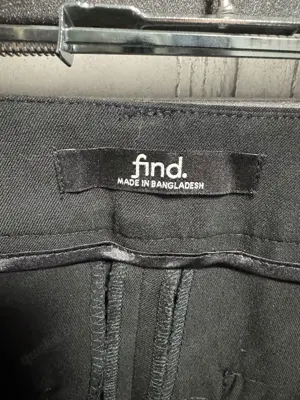 Marlene Hose find. Größe S - NEU - Bild 3