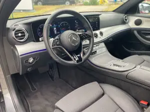 Mercedes-Benz E 220 d T-Mod 2xAvantgard Night MBUX Standheizung Bild 5