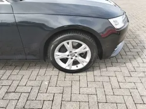Audi A4 2.0TDI Avant Sport/Xenon-Plus/AHK/MMI-Interface/BT Bild 4