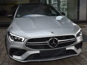 Mercedes-Benz CLA 35 AMG 4Matic Shooting B Speedshift 7G-DCT Edition 55