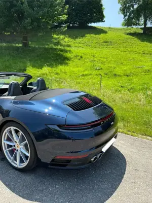 Porsche 992 911 Carrera S Cabriolet 1. Hand Zweitwagen PDK Bild 2
