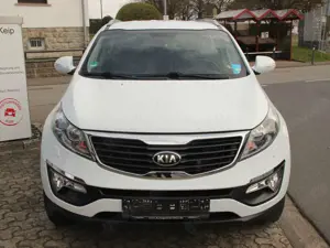 Kia Sportage Spirit 4WD. XENON-Licht. SITZHEIZUNG. Bild 3