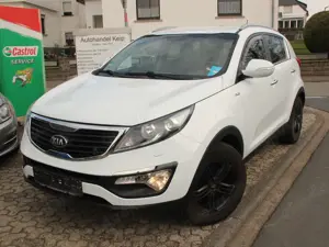 Kia Sportage Spirit 4WD. XENON-Licht. SITZHEIZUNG. Bild 2