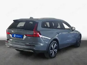 Volvo V60 Cross Country V60 Cross Country B4 D AWD Ultimate Bild 2