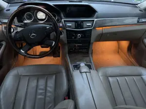 Mercedes-Benz E 350 CDI DPF BlueEFFICIENCY 7G-TRONIC Elegance Bild 4