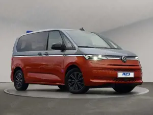 Volkswagen T7 Multivan TSI DSG PANO T-LEDER MATRIX 7 SITZER AHK Bild 2