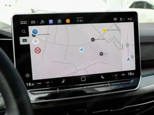 Volkswagen Golf VIII 1,5 TSI Style ACC Navi R-Kamera LED 17" Bild 5