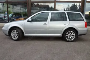 Volkswagen Bora Variant 1.6 T Special,Alu,Airbag,Klima,Servo,AHK Bild 4