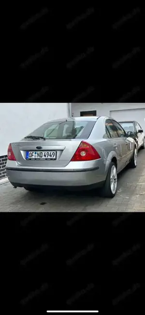 Ford Mondeo 2.0 Ghia