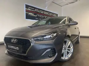 Hyundai i30 1.4 T-GDI Fastback Premium*Tolle Ausstattung