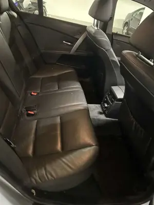 BMW 525 525i Aut. Bild 5