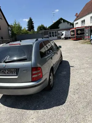 Skoda Fabia 1.9 TDI Combi Elegance Bild 4