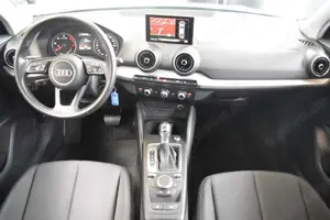Audi Q2 30TDI S-tronic Navi3D~AHK~SitzHzg.~Tempomat Bild 3 Audi Q2 30TDI S-tronic Navi3D~AHK~SitzHzg.~Tempomat Bild 3