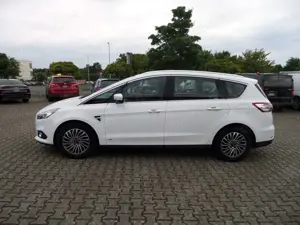 Ford S-Max Titanium AWD+Automatik+Turbolader-Schaden+Allrad
