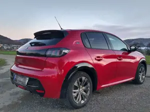 Peugeot e-208 208 Elektromotor 136 Allure Pack