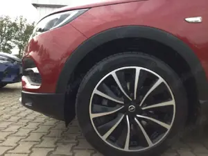 Opel Grandland X Grandland Business INNOVATION Plug-in-Hybrid 4 Bild 3