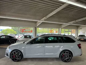Skoda Octavia Combi RS 60 DSG *SHZ*PAN*NAV*LED*PDC Bild 2