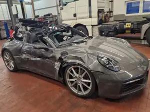 Porsche 992 911 Coupe 911 Carrera 4 PDK