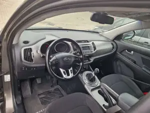 Kia Sportage 1.6 GDI- ab.AHK+beh. Lenkrad+Ramme+Alu+Standhei -- Bild 4