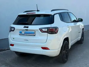 Jeep Compass Red Mild-Hybrid FWD, Kamera, LED Bild 3