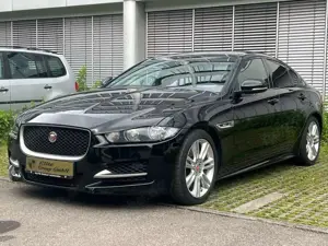 Jaguar XE R-Sport 2.0d*Automatik*Panorama*Navi*SHZ*18"