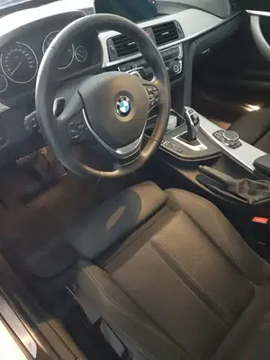 BMW 320 320i GT Sport Line