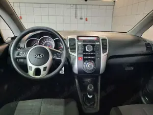 Kia Venga 1.4 CVVT Attract Tüv 5/27 Bild 5