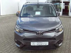 Toyota Proace City Verso 5-Türer 1.2 Turbo L1 Aut Team Deutschland