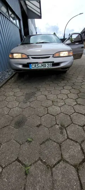 Ford Thunderbird 4,6 L V8 LX USA Bild 2