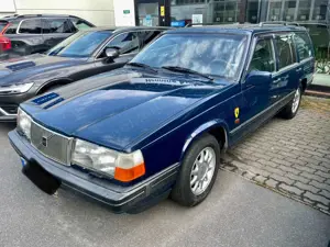 Volvo 940 2.3 ti / Automatik / SSD / Teilleder Bild 2