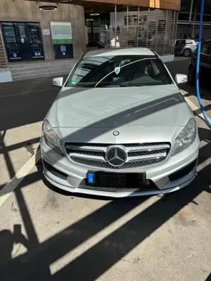 Mercedes-Benz A 200 AMG Line