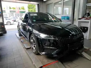 Skoda Octavia Combi RS First Edition2.0TDI DSG Matrix Bild 3