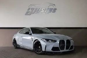 BMW M4 /360*/HUD/HK/TOTW/PDC/APPLE/WIFI/SHZ/R19*20