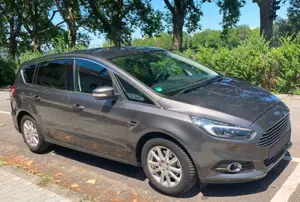 Ford S-Max S-Max 2.0 TDCi TÜV 06/27 AUTOM. ANHÄNGERKPL Bild 2 Ford S-Max S-Max 2.0 TDCi TÜV 06/27 AUTOM. ANHÄNGERKPL Bild 2