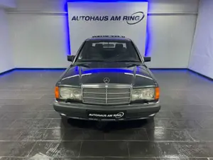 Mercedes-Benz 190 E 2.6 SCHIEBEDACH LEDERLENKRAD H-KENNZEICHEN