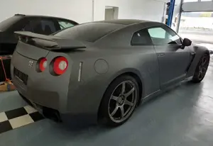 Nissan GT-R Black Edition Bild 2
